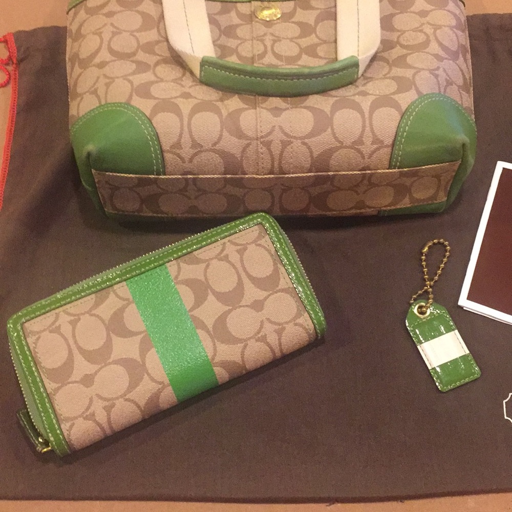COACH HERITAGE TOTE Green Stripe 11349 PURSE ZIP AROUND WALLET - Picture 5 of 8